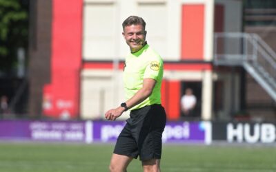 Stan Smit promoveert naar Betaald Voetbal